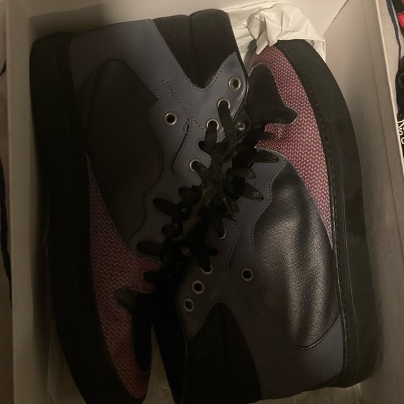 Balenciaga - Picture 2 of 2